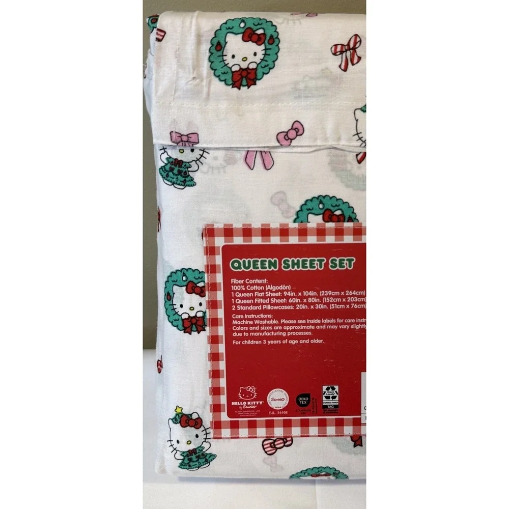 Hello Kitty White Wreaths Bows Christmas Pattern Queen Size Sheet Set ~BRAND NEW